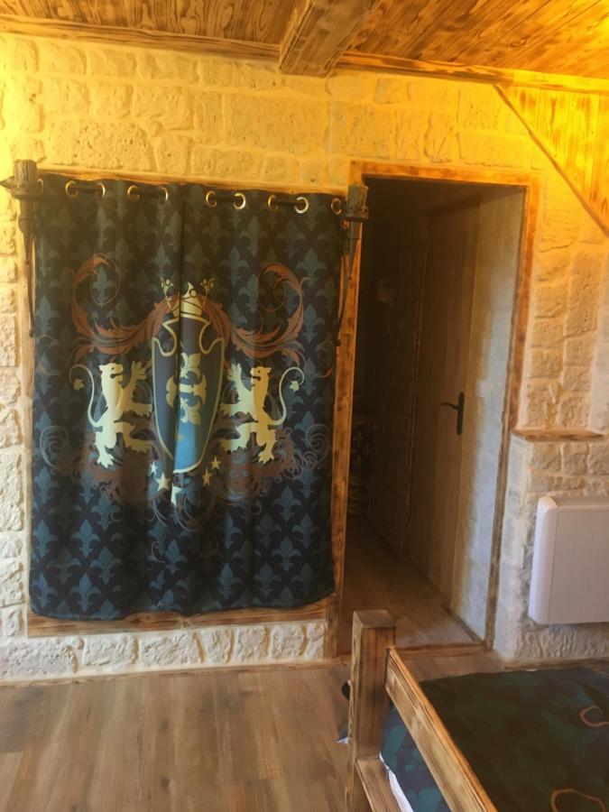 Chailloue Chambre D'Hote Medieval Du Vieux Bourg מראה חיצוני תמונה